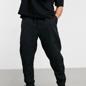 nike premium essentials winterized sweatpants in black